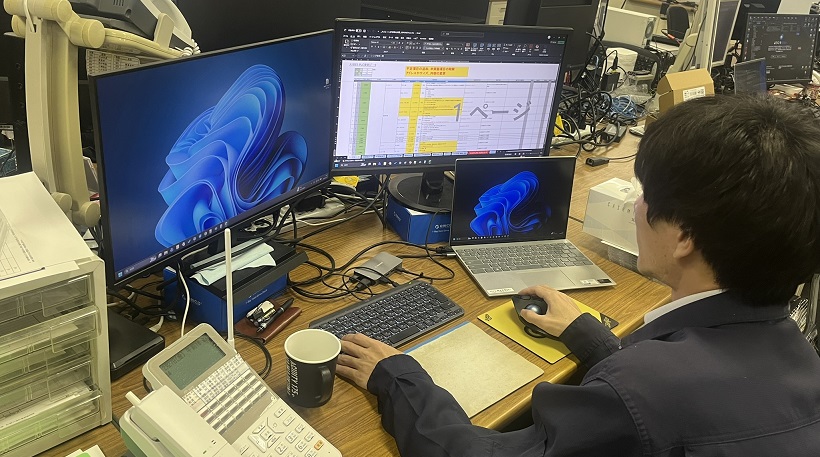 採用情報